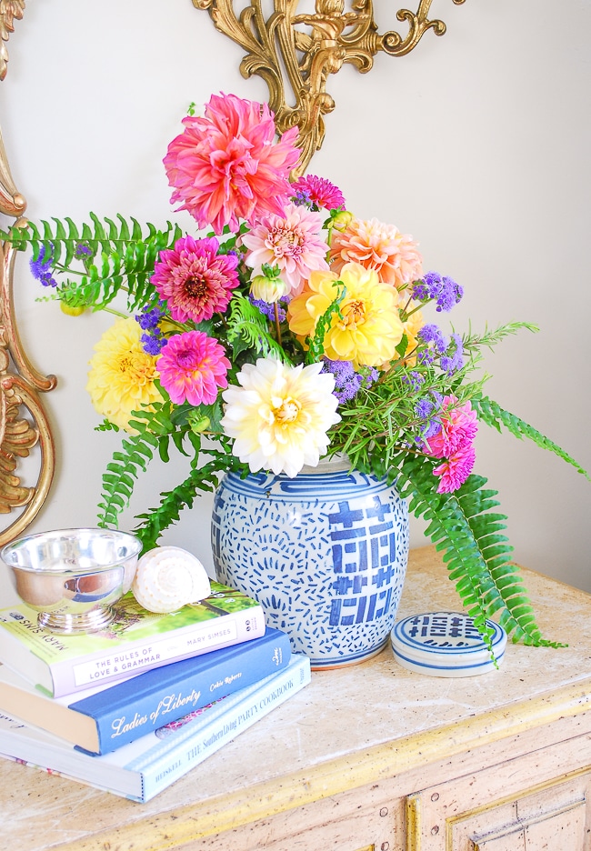 Ginger Jar as Flower Vase