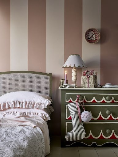 light pink bedding