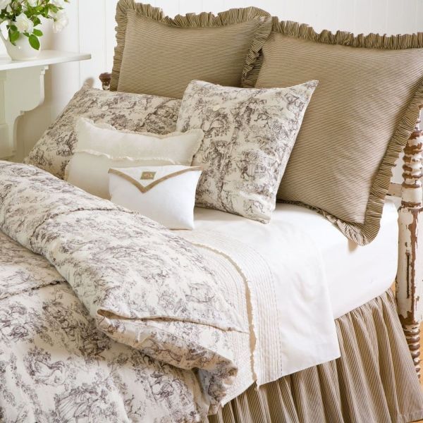 Toile Bedding