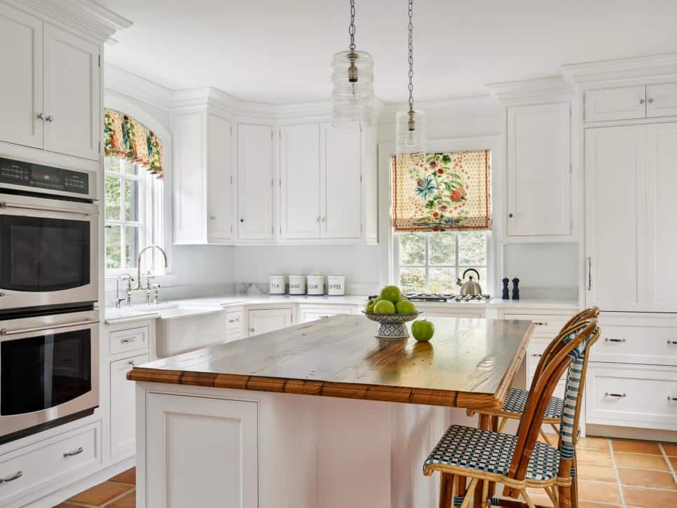 french country kitchen