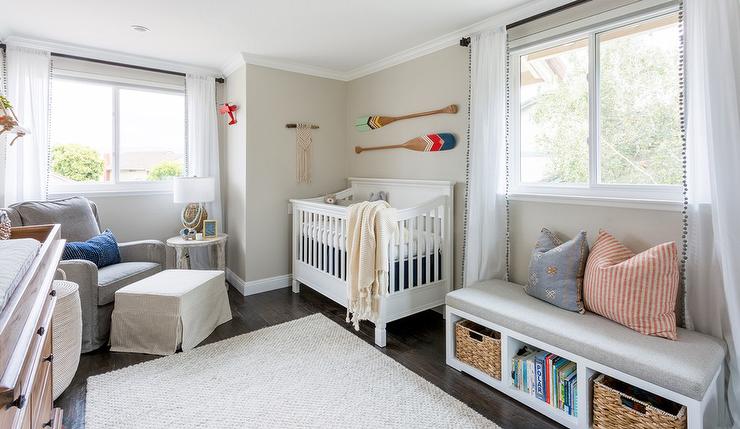 nursery freestanding window seat bench