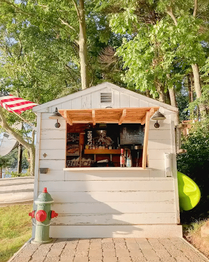 build an outdoor bar 