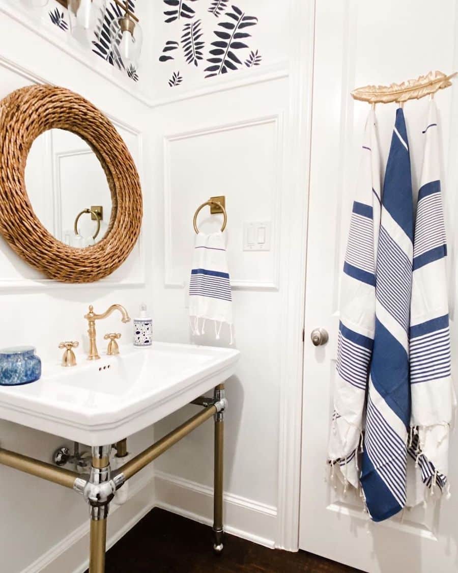 21 Enchanting Nautical Bathroom Decor Ideas You Must See A House in the Hills