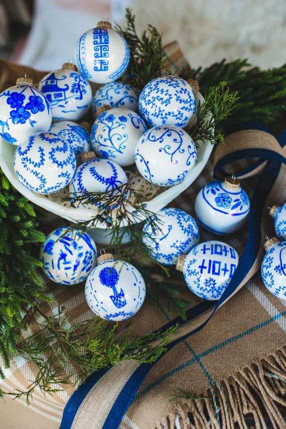 Chinoiserie balls