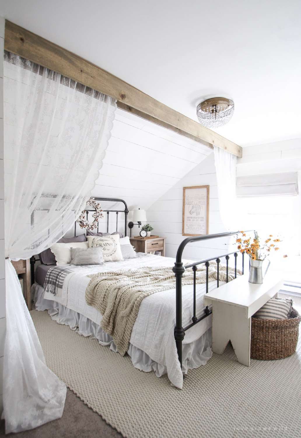 farmhouse bedroom