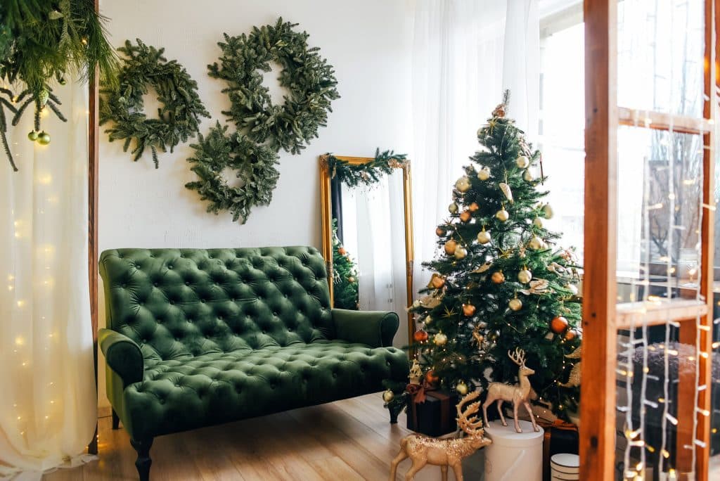 Use Garland and Eucalyptus In The Living Room