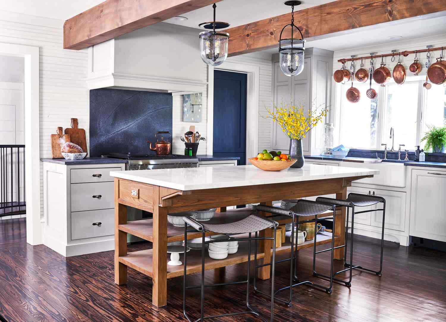 Where Can I Buy Authentic Farmhouse Kitchen Accessories