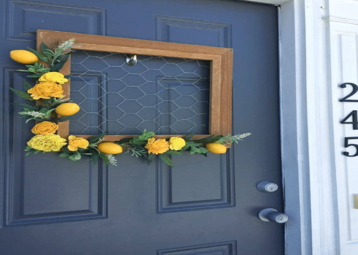 A Wreath Using Chicken Wire