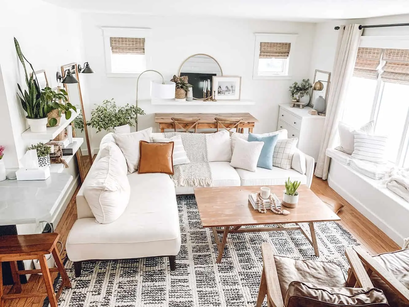 How to Create a Farmhouse Boho Decor Look?