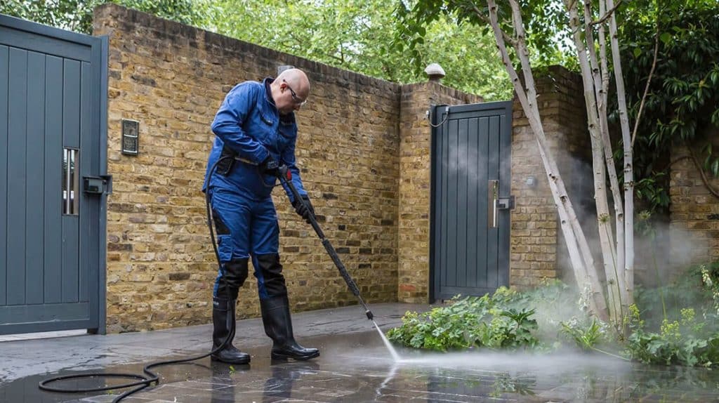 The Art of Patio Jet Washing