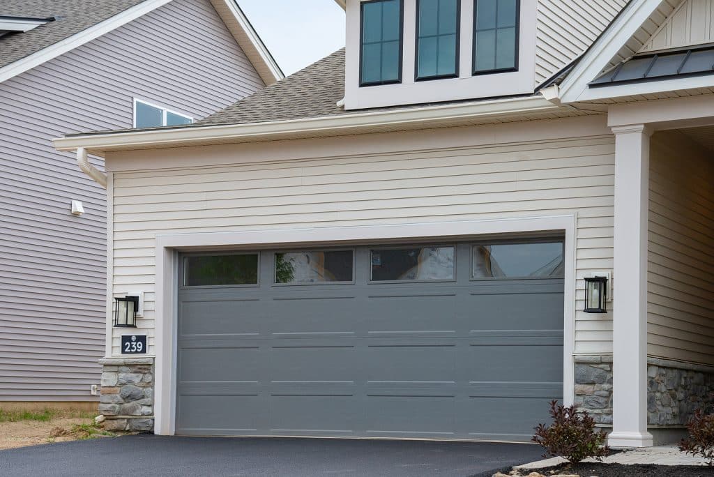 Vinyl Garage Doors 