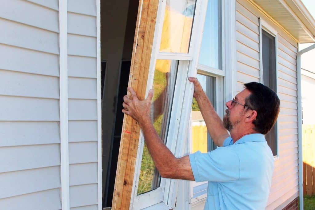 Vinyl Windows for Emergency Replacement