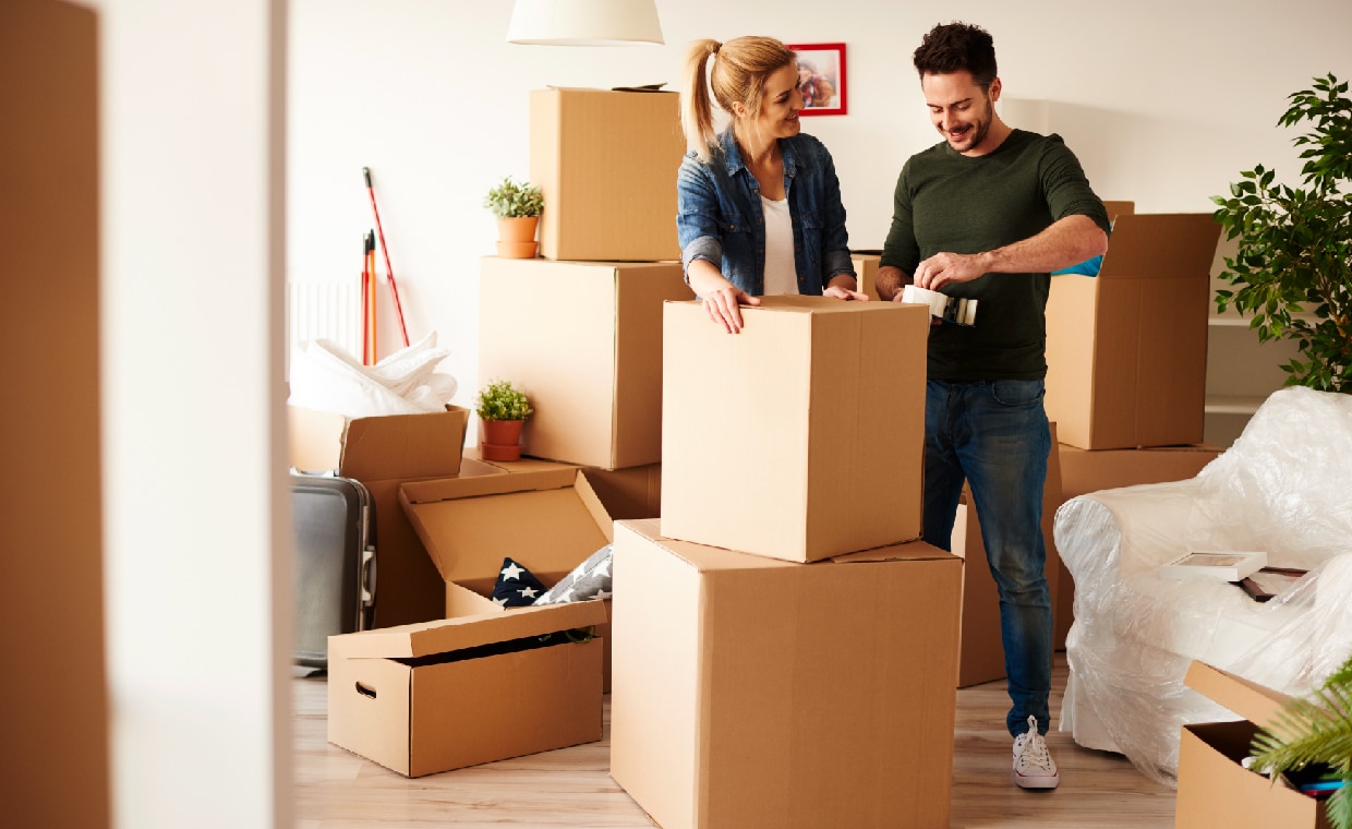 Moving During the Workweek: The Pros and Cons