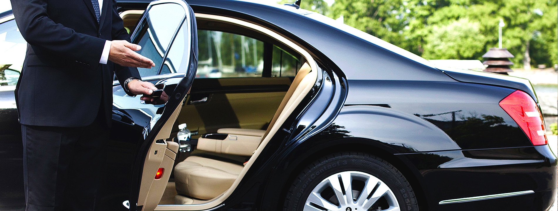 Benefits of Hiring a Hamptons Limo