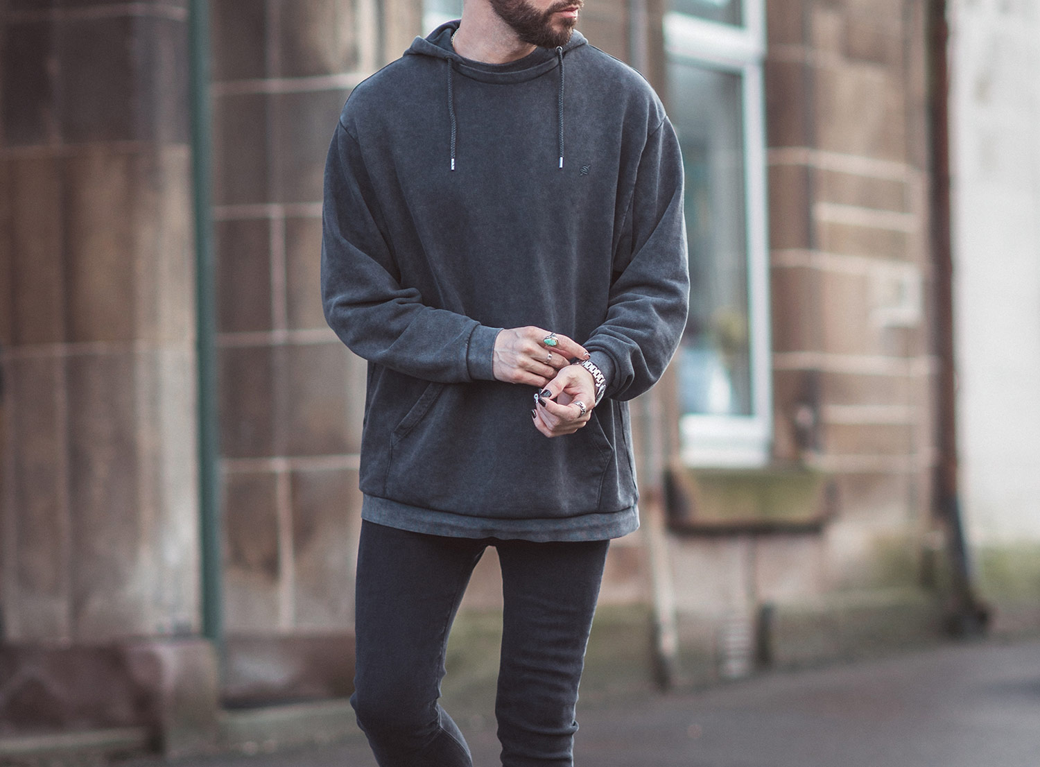 Distressed Chic - How Men Can Rock this Alternative Look