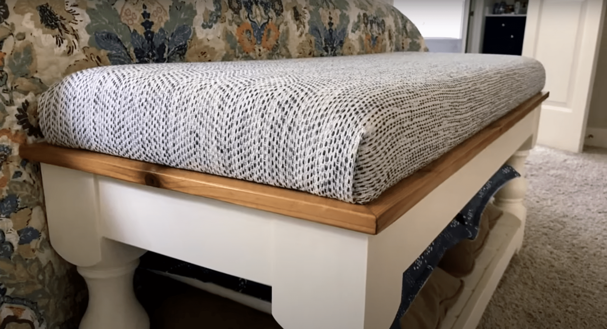 Make Budget-Friendly DIY Bench Cushion